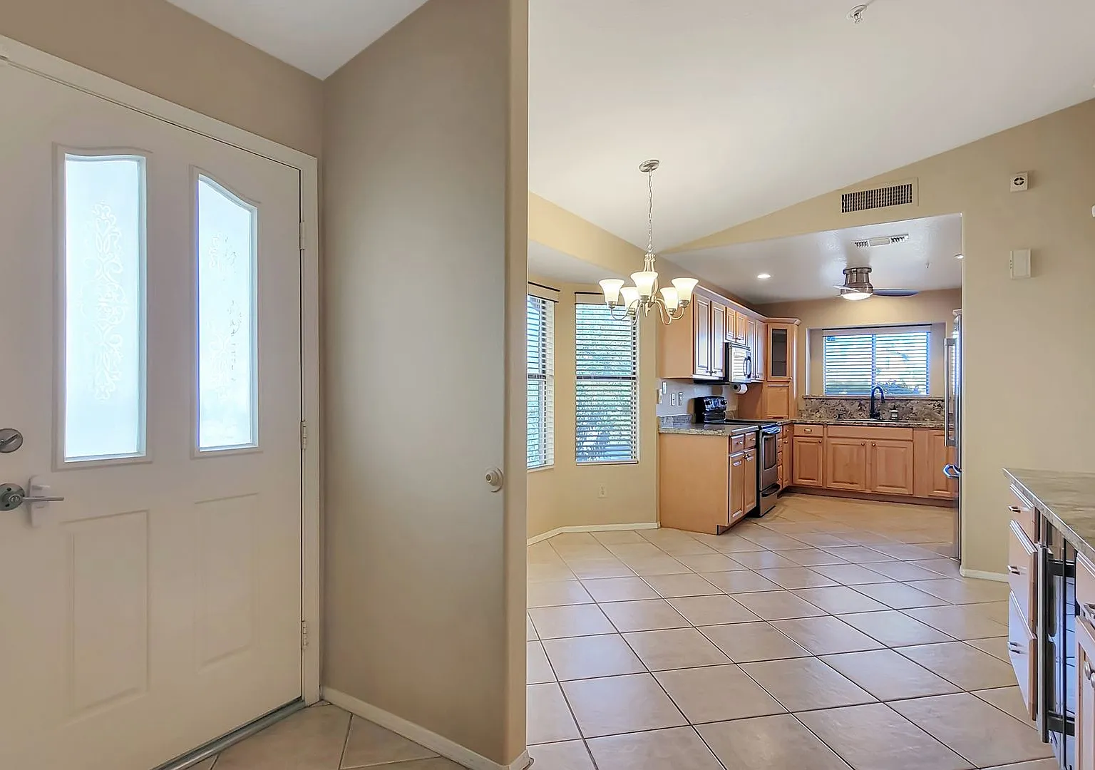 Very nice home on a Scottsdale culdesac! — Photo 3