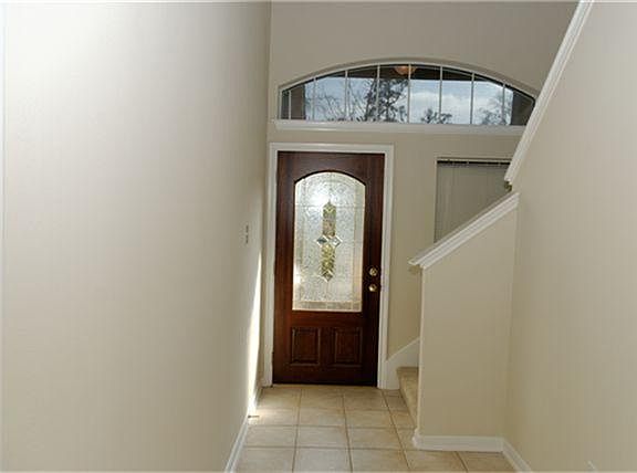  Inviting two story entry!