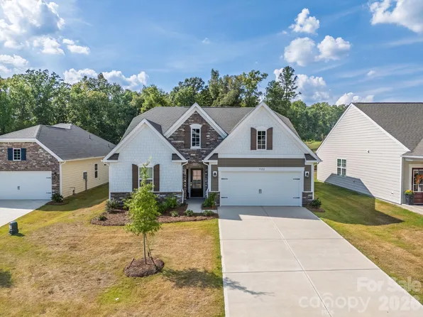 29720 Real Estate - 29720 Homes For Sale | Zillow