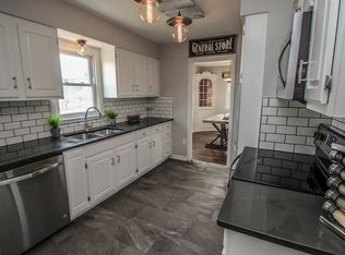 2901 Ferry St, Omaha, NE 68112