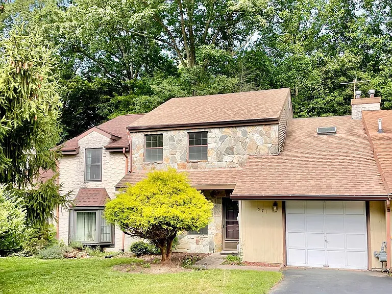 271 Pine Valley Rd — Photo 3