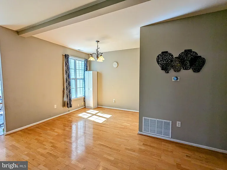 62 Shelley Cir — Photo 4