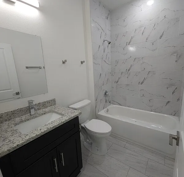 1912 W McNeal Dr — Photo 6