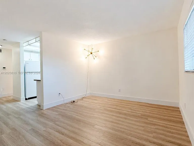 421 NE 1st St #221 — Photo 2