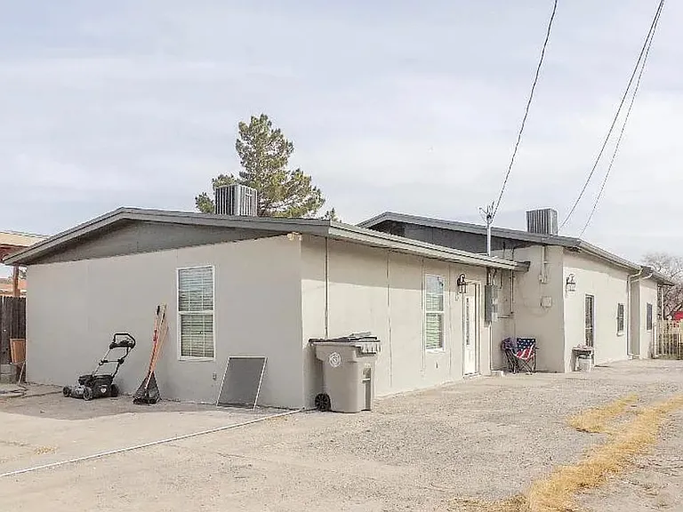 135 Presa Pl — Photo 8