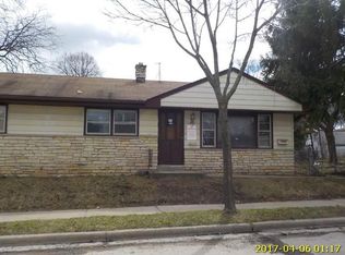 5401 W Fairmount Ave, Milwaukee, WI 53218