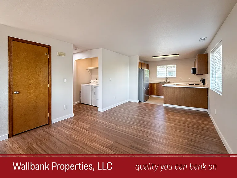 2080 NE Fairview Ave #C — Photo 1