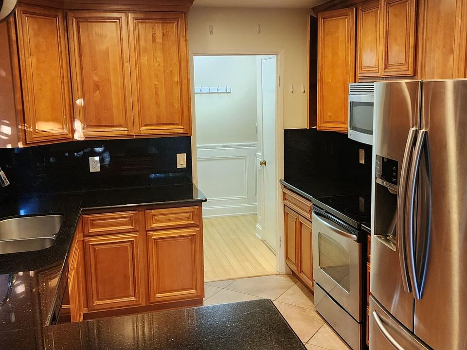 1st image of 1430 Gordon St APT E