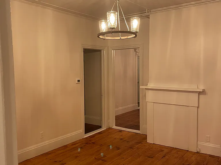 1 Silver St #1B — Photo 2
