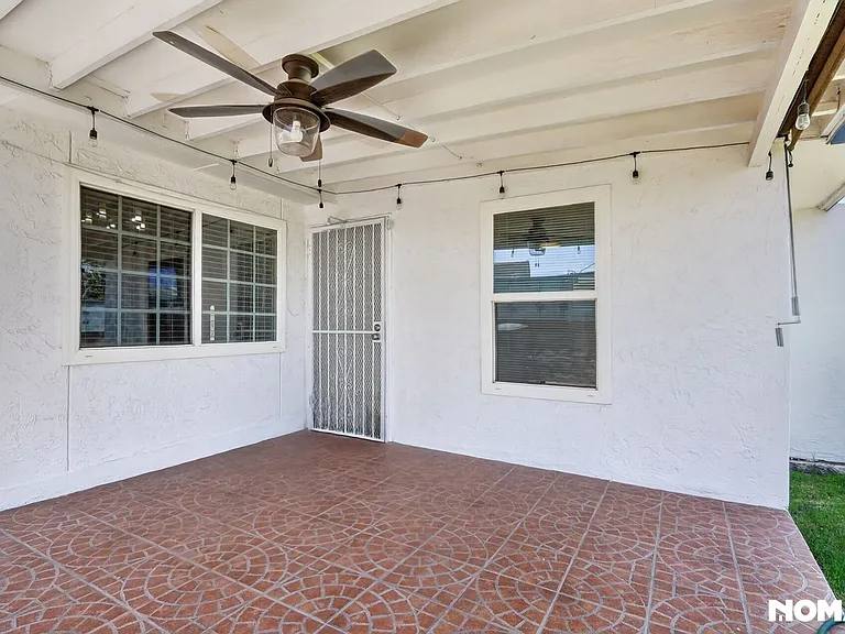2045 Solano Dr — Photo 19