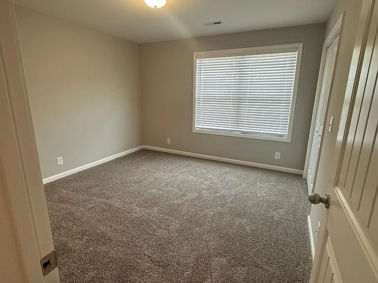 259 Woodland Valley Ln — Photo 8