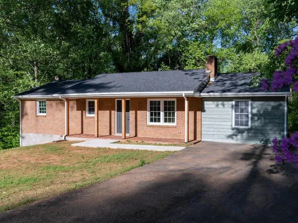143 Shannon Dr, Madison Heights, VA 24572