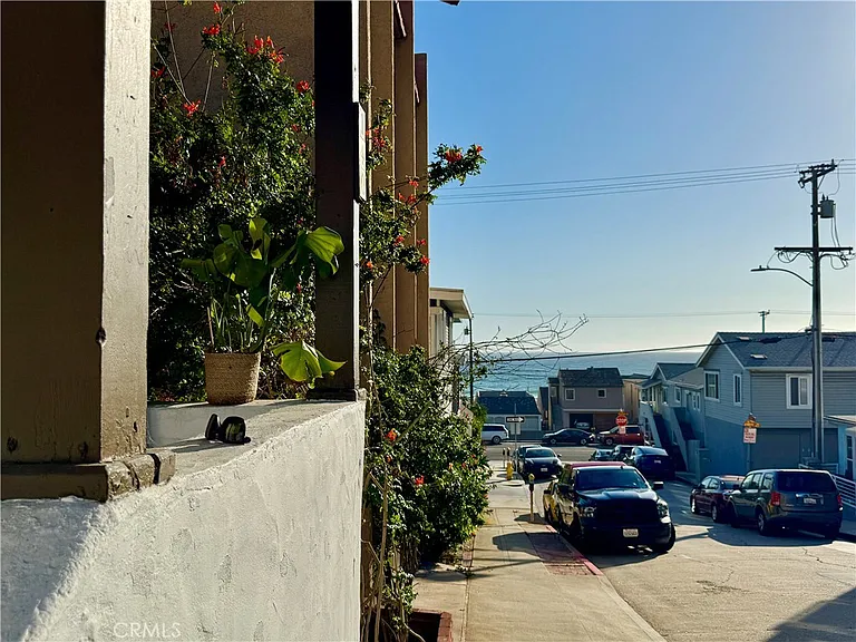 140 31st St — Photo 10