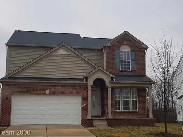 7249 Warwick Dr, Ypsilanti, MI 48197