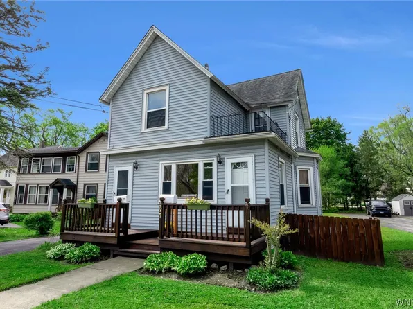 5657 Broadway St, Lancaster, NY 14086