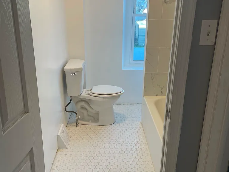 129 Ripka St #1 — Photo 5