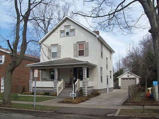 1st image of 429 Fair Ave NE