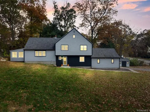 1 Farmstead Lane, Waterford, CT 06385