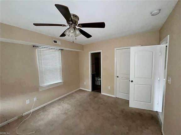 3rd image of 1405 Perry St