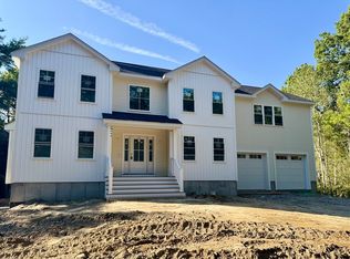 247 Braley Hill Rd, Rochester, MA 02770