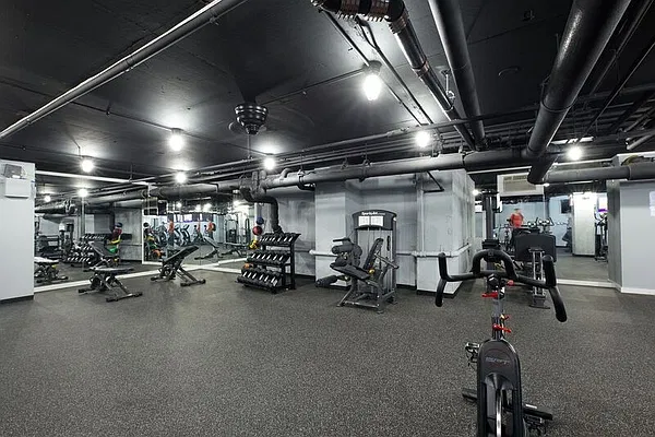 Rented by PWV Acquisitions | media 17