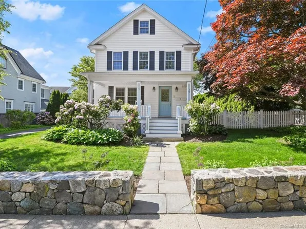 35 Catoonah Street, Ridgefield, CT 06877