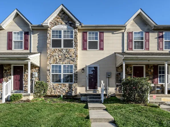 41 Normans Ford Dr, Sicklerville, NJ 08081