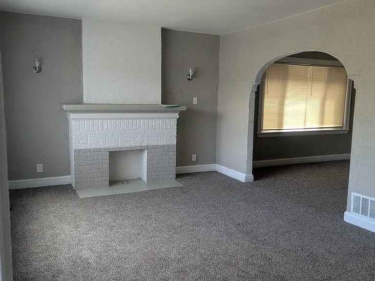 3825 Waverly St #1 — Photo 1
