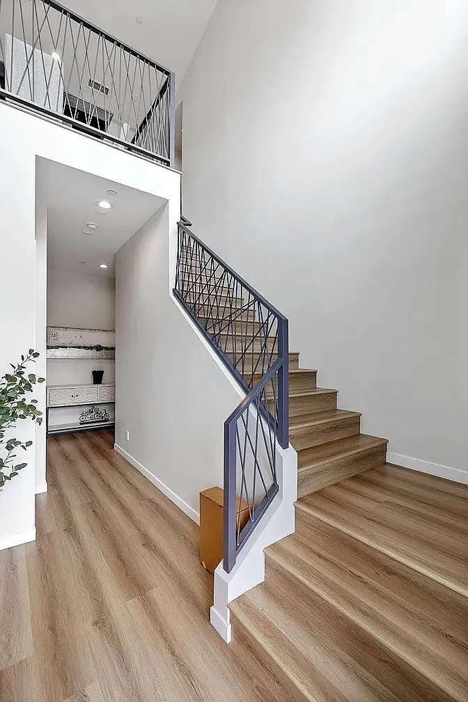 4 bed, 2143 sqft, $10,000 — Photo 1