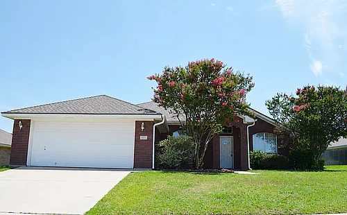 5802 Venetian Ct Photo 1