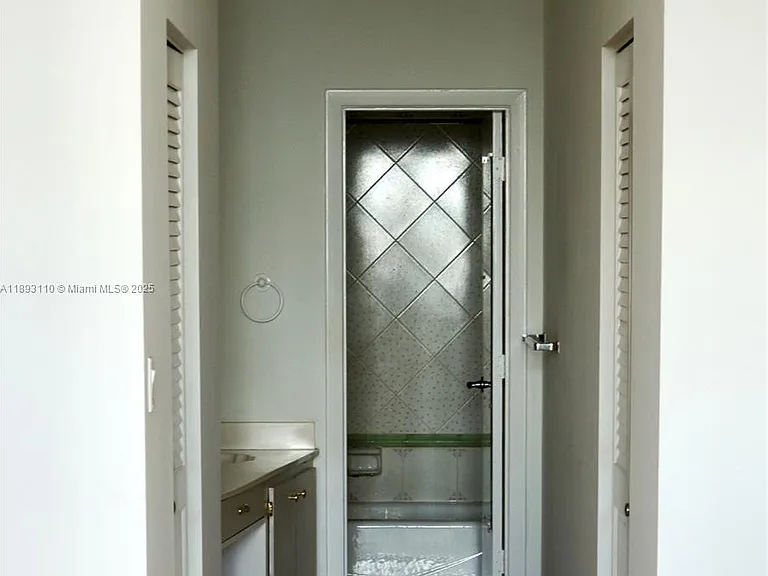 300 Bayview Dr #1206 — Photo 15