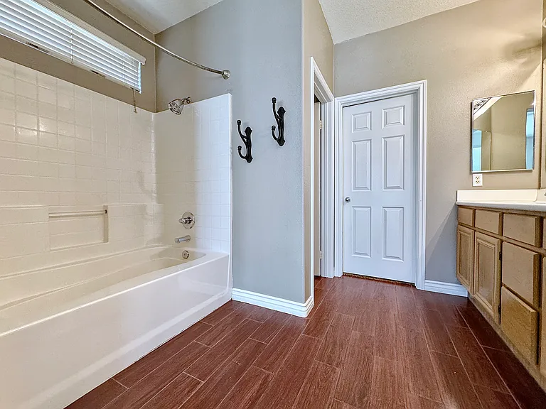 7096 Misty Mdw — Photo 18