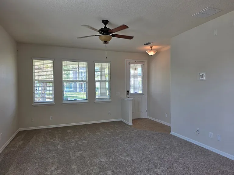 4772 Silver Birch Way — Photo 5