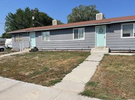 10 S &, Orangeville, UT