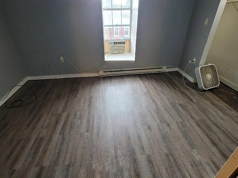 800 Washington Ave #5 — Photo 5