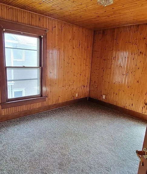 254 Western Ave — Photo 8