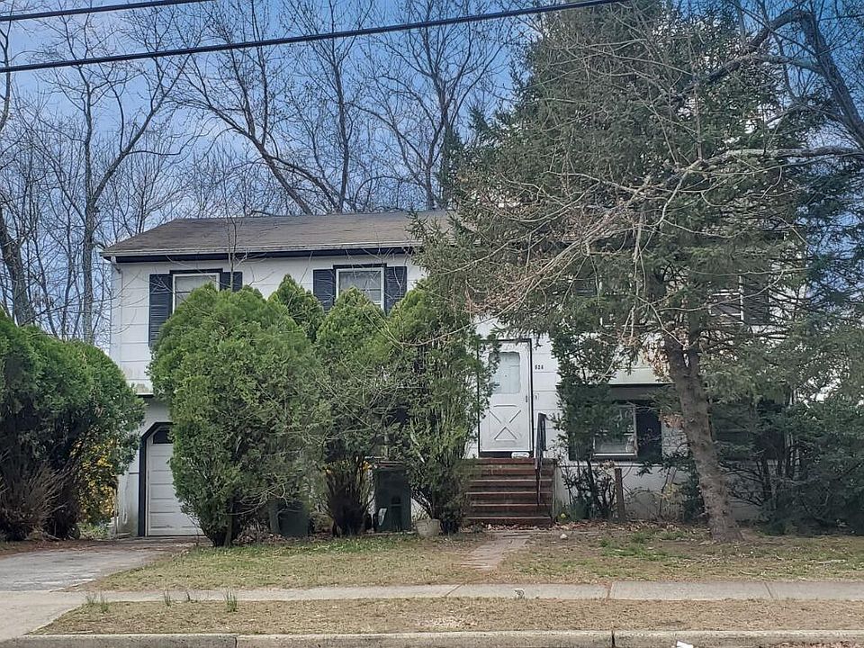 1st image of 624 Vine Avenue