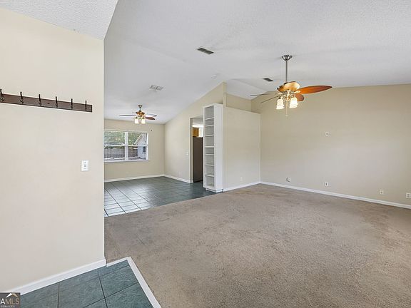 2nd image of 226 Greenbriar Rd