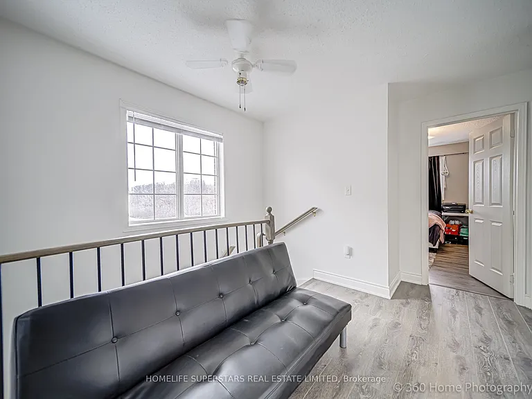 93 Mare Cres — Photo 17