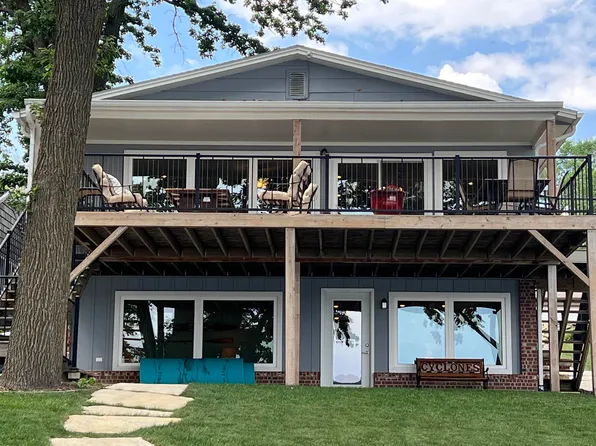 16868 255th Ave, Spirit Lake, IA 51360