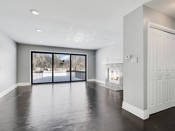 4th image of 249 Milburn Ave