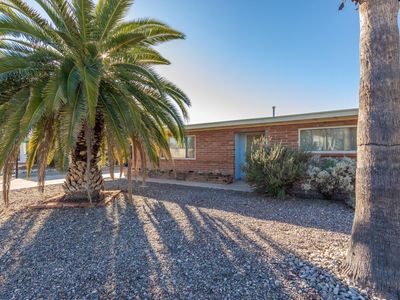 8318 E 25th St, Tucson, AZ, 85710