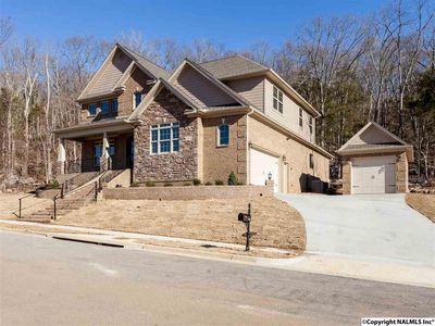 7069 Pale Dawn Pl SE, Owens Cross Roads, AL, 35763