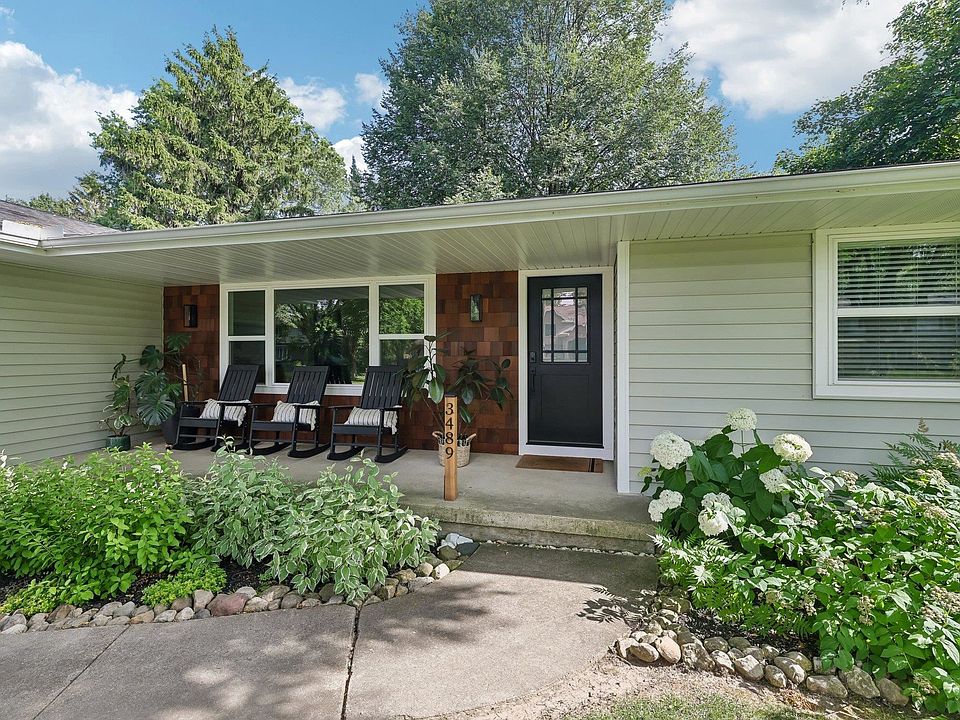 1st image of 3489 Dell Dr