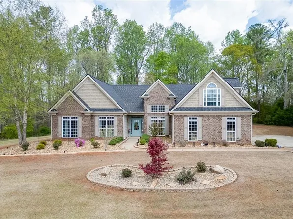 209 Legendary Dr, Hoschton, GA 30548