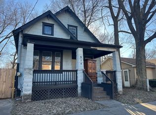 914 W 3rd St, Peoria, IL 61605