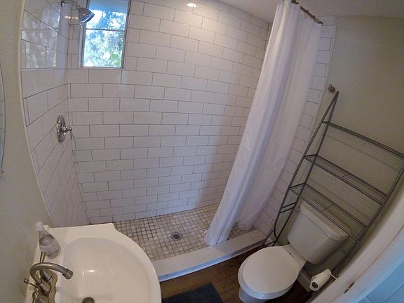 4th image of 1709 4th St #3