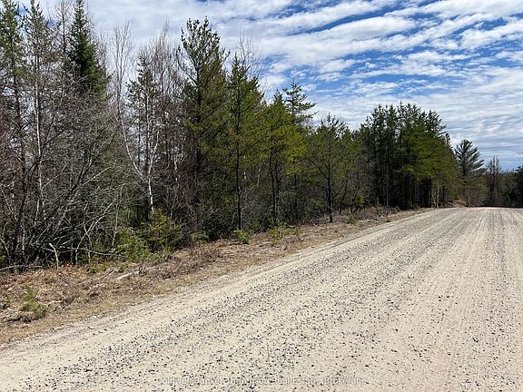 3rd image of 278 Sand Hill Rd