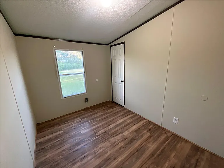 133 Country Oaks St — Photo 22