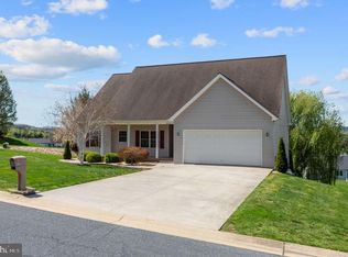 320 Rayann Ln, Broadway, VA 22815